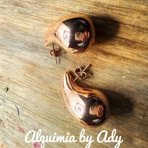 ROSE GOLD BIG RAINDROPS STATEMENT STUD EARRINGS